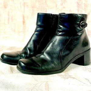 BLACK LEATHER BOOTIES by CROFT & BARROW SIZE 7